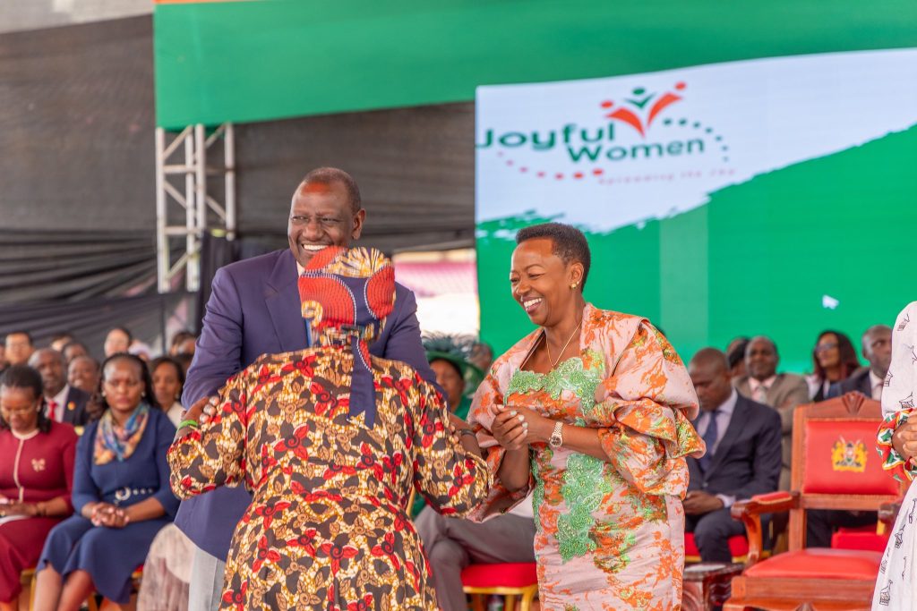 590421494_874645385243172_6921652781285508353_n